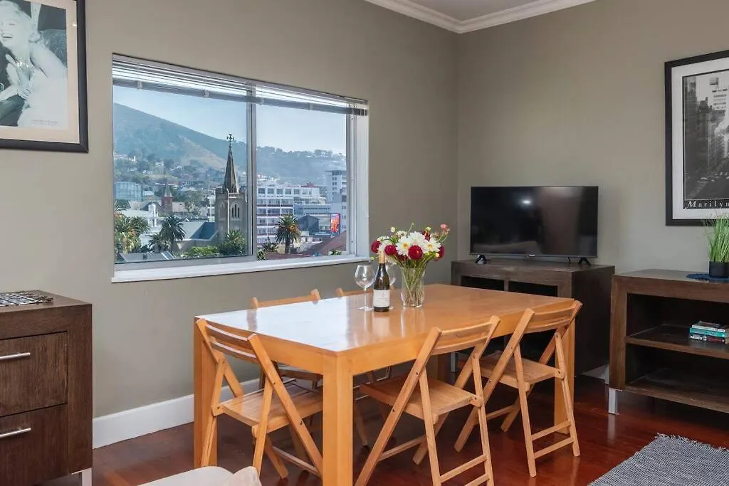 Montreux Urban Oasis Apartment Cape Town