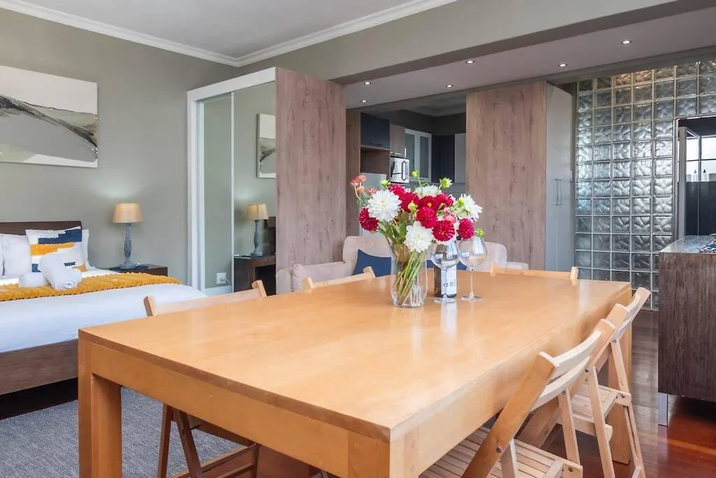 Montreux Urban Oasis Apartment Cape Town 0*,